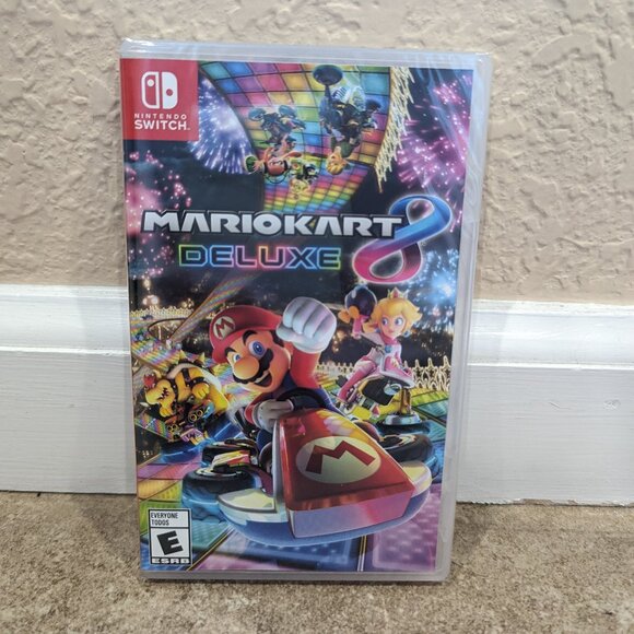 Mario Kart 8 Deluxe Nintendo Switch Game Physical Cartridge Brand New Mariokart - Picture 1 of 9